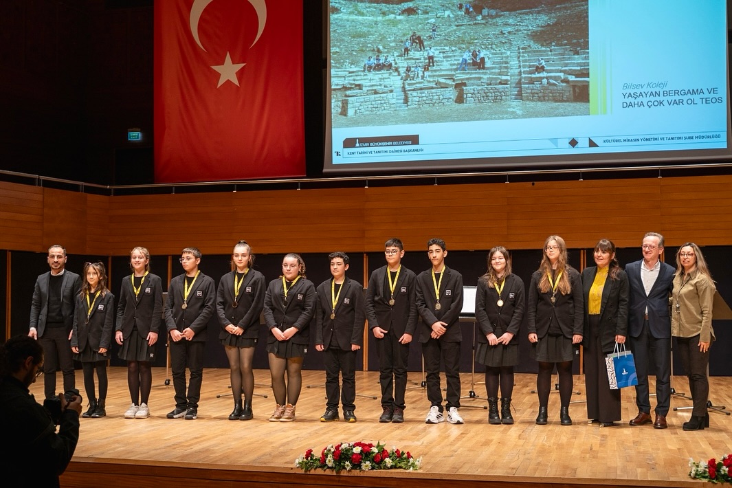Tarihine Sahip Çıkan Okul Projelerinin Onurlandırılması